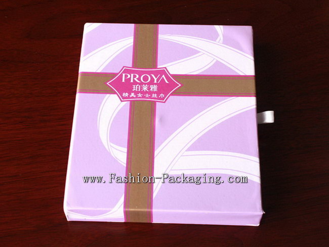 Luxury cardboard Box with custom brand for high quality Scarves