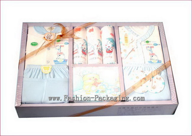 Baby Clothes Set Box Design