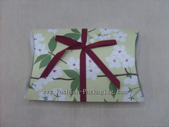 Pillow Box with ribbon for lingerie/scarf