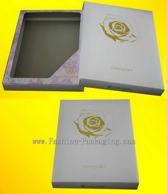 Superior Garment Paper Box with custom card insert for Luxury Underwear