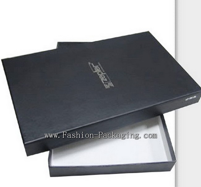 Classic Lamination Black Apparel Box with Logo