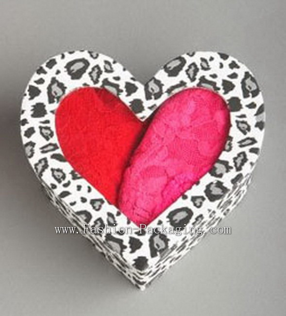 Heart Shape Box for Luxury Lingerie