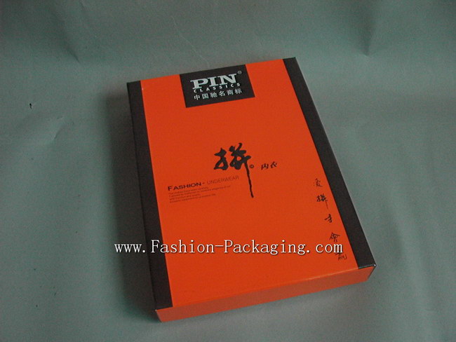 Custom Clothing Rigid Box with Nice Design