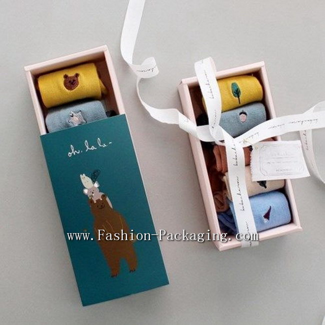 Professional Customized Cute Sock Gift box for baby sock