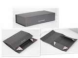 Folding Gift Box PX000229<br>Do you interested in any folding boxes ? Custom Foldable boxes from QinSen.com. We are a folding paper box manufacturer and exporter in China, our factory can produce the folded gift boxes based on your requirements.<br>
<br>
Product Name : Folding Paper Gift Box<br>
<br>
Hig...